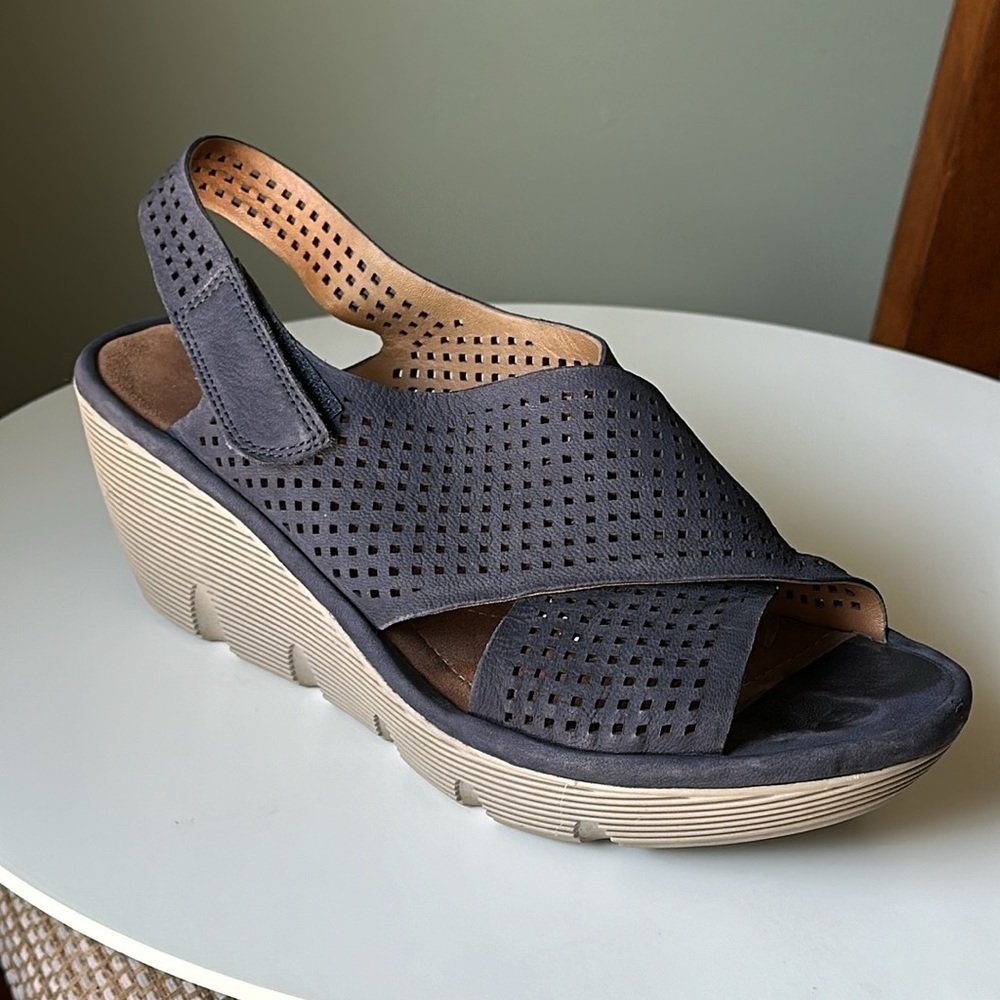 Clarks Artisan Clarene Award Blue Nubuck Slingback Wedge Sandals